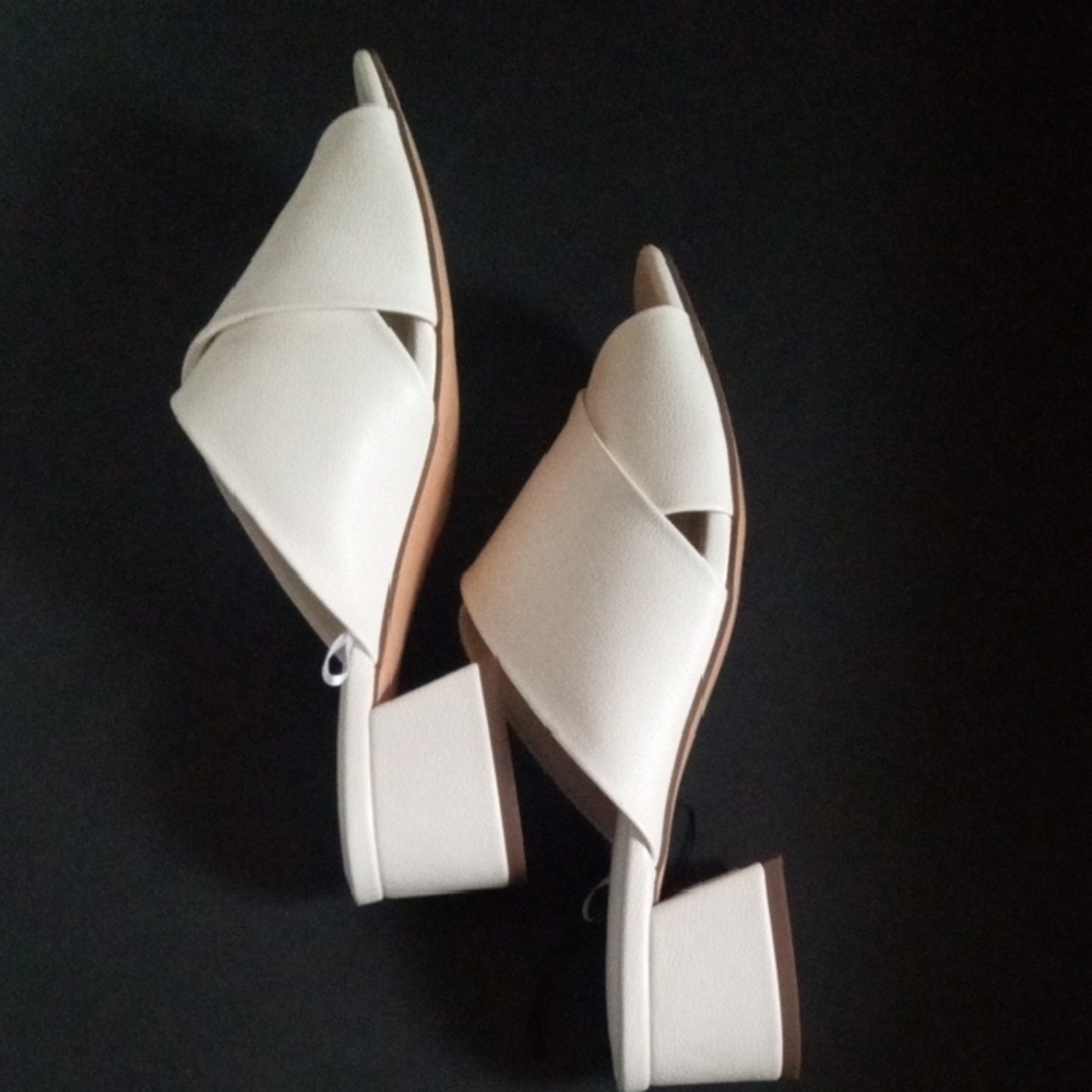 Rachel Zoe Cream White Cross Strap Block Heel Mules 8.5M - Picture 8 of 10